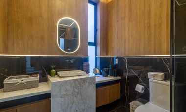 Casa en Valle Real con alberca