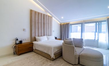 Casa en Valle Real con alberca