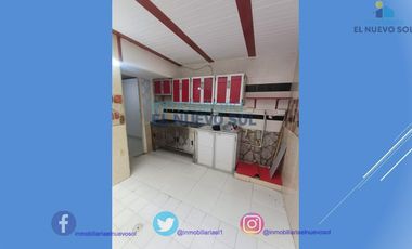 se vende casa de dos niveles cerca a coca cola