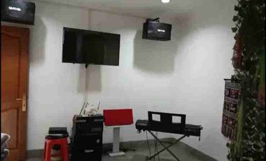 DISEWAKAN RUMAH RAYA SATELIT INDAH - SURABAYA
BISA UNTUK USAHA/KANTOR/RUMAH TINGGAL