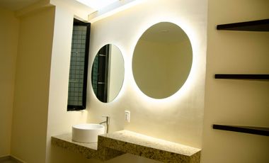 Casa en renta, en Prado Largo, Zona Esmeralda, con amplio jardín, impecable