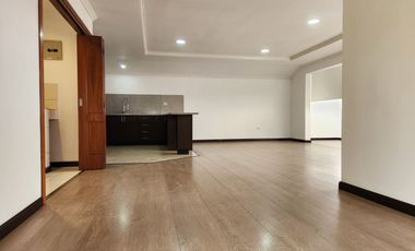 EN RENTA departamento de 3 dormitorios sector Av. Paucarbamba