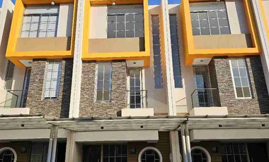 Disewa murah rumah PIK 2 Uk 4.5x10 3 Lantai Siap Huni