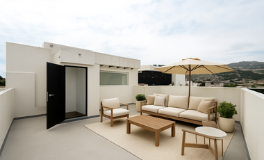 Casa en venta en Llano Chico, 3 pisos