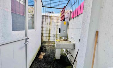 CASA CON ALBERCA EN ÁREA COMÚN EN EMILIANO ZAPATA