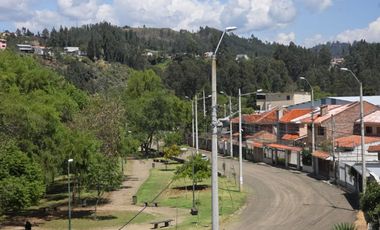 CASA INDEPENDIENTE MODERNA EN VENTA | 3 DORMITORIOS | VISTA AL RÍO | UCUBAMBA