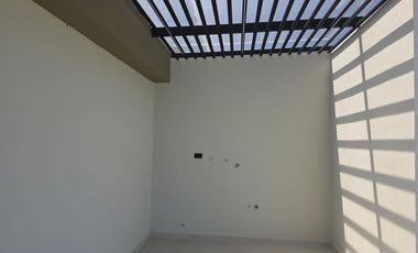 CASA INDEPENDIENTE MODERNA EN VENTA | 3 DORMITORIOS | VISTA AL RÍO | UCUBAMBA
