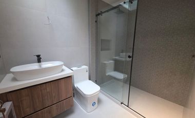 CASA INDEPENDIENTE MODERNA EN VENTA | 3 DORMITORIOS | VISTA AL RÍO | UCUBAMBA