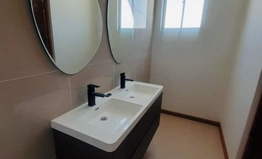 Arriendo casa nueva y amplia en sector Cerro Sombrero, Arica