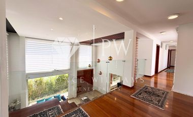 CASA INDEPENDIENTE EN VENTA NAYÓN | 4 HABITACIONES + PISCINA CUBIERTA