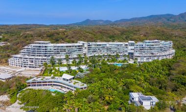 Penthouse Amueblado de 6 Recámaras con Vista Al Mar en Bolongo - Punta de Mita