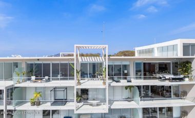 Penthouse Amueblado de 6 Recámaras con Vista Al Mar en Bolongo - Punta de Mita