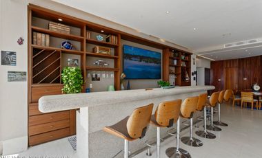 Penthouse Amueblado de 6 Recámaras con Vista Al Mar en Bolongo - Punta de Mita