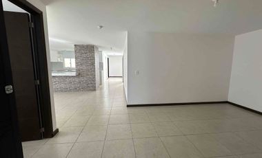 CASA DE UNA PLANTA EN VENTA EN COLINAS DEL SOL