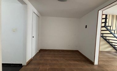 CASA EN FRACC MOMOSA