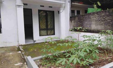 DISEWAKAN MURAH Rumah di Depok Lokasi Strategis