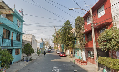 Gran Oferta Casa en Remate Bancario C. V. de la Concepcion Virgencitas, Nezahualcóyotl