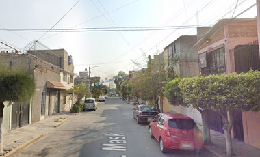 Gran Oferta Casa en Remate Bancario C. V. de la Concepcion Virgencitas, Nezahualcóyotl