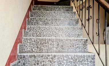BAJÓ DE PRECIO ¡¡ VENTA DE CASA DE 4 PISOS + AZOTEA EN LOS BARRIOS ALTOS
