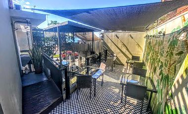 Casa en primera línea al mar, Av. Grecia, sector sur.