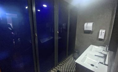 Casa en primera línea al mar, Av. Grecia, sector sur.