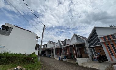 Rumah Modern samping bnr Lokasi Strategis & Akses Mudah