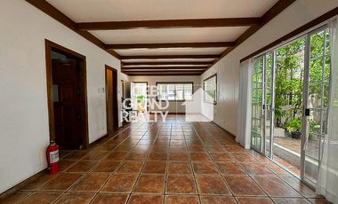 Corner Duplex with Garden for Sale in Villa Terrace