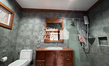 Corner Duplex with Garden for Sale in Villa Terrace