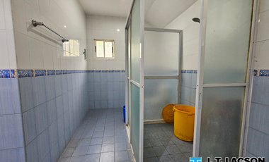 🏡 𝟰𝗕𝗥 𝗛𝗼𝗺𝗲 𝗼𝗻 𝗮𝗻 𝗘𝘅𝗽𝗮𝗻𝘀𝗶𝘃𝗲 𝟴𝟮𝟲 𝘀𝗾𝗺 𝗟𝗼𝘁 – 𝗙𝗼𝗿 𝗦𝗮𝗹𝗲 𝗮𝘁 ₱𝟴.𝟱 𝗠𝗶𝗹𝗹𝗶𝗼𝗻