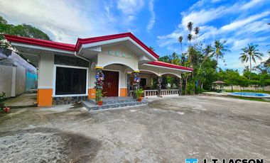 🏡 𝟯𝗕𝗥 𝗛𝗼𝘂𝘀𝗲 𝘄𝗶𝘁𝗵 𝗦𝘄𝗶𝗺𝗺𝗶𝗻𝗴 𝗣𝗼𝗼𝗹 — 𝗕𝗮𝗰𝗼𝗻𝗴, 𝗡𝗲𝗴𝗿𝗼𝘀 𝗢𝗿𝗶𝗲𝗻𝘁𝗮𝗹