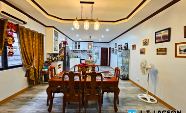 🏡 𝟯𝗕𝗥 𝗛𝗼𝘂𝘀𝗲 𝘄𝗶𝘁𝗵 𝗦𝘄𝗶𝗺𝗺𝗶𝗻𝗴 𝗣𝗼𝗼𝗹 — 𝗕𝗮𝗰𝗼𝗻𝗴, 𝗡𝗲𝗴𝗿𝗼𝘀 𝗢𝗿𝗶𝗲𝗻𝘁𝗮𝗹