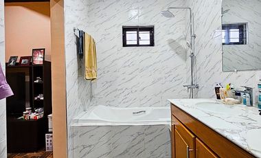 🏡 𝟯𝗕𝗥 𝗛𝗼𝘂𝘀𝗲 𝘄𝗶𝘁𝗵 𝗦𝘄𝗶𝗺𝗺𝗶𝗻𝗴 𝗣𝗼𝗼𝗹 — 𝗕𝗮𝗰𝗼𝗻𝗴, 𝗡𝗲𝗴𝗿𝗼𝘀 𝗢𝗿𝗶𝗲𝗻𝘁𝗮𝗹