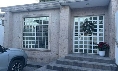 Venta de Casa en Colonia Burócratas del Estado zona Cumbres