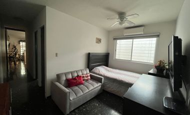 Venta de Casa en Colonia Burócratas del Estado zona Cumbres