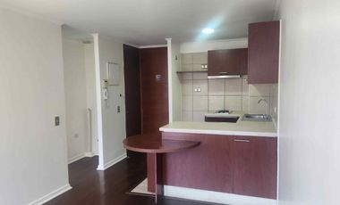 Arriendo de Departamento en General Mackenna con San Martin - Santiago