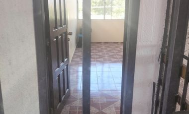 DEPARTAMENTO EN CALLE JULIO COVARRUBIAS COMUNA EL BOSQUE