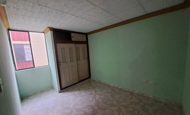 SE ARRIENDA APARTAMENTO PISO CUARTO UNIDAD PUENTE DEL COMERCIO AL NORTE DE CALI