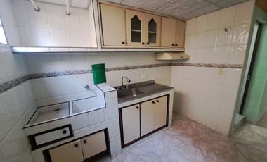 SE ARRIENDA APARTAMENTO PISO CUARTO UNIDAD PUENTE DEL COMERCIO AL NORTE DE CALI