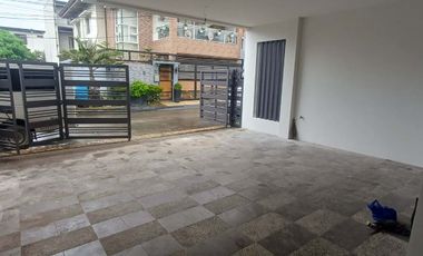 GREENWOODS EXECUTIVE VILLAGE BEAUTIFUL 2 STOREY HOUSE FOR LEASE