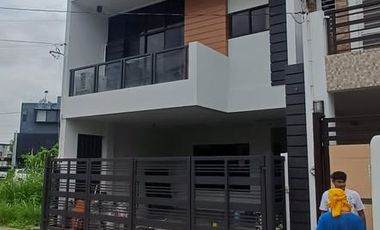 GREENWOODS EXECUTIVE VILLAGE BEAUTIFUL 2 STOREY HOUSE FOR LEASE