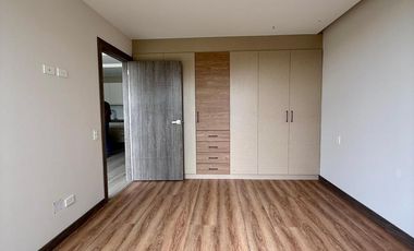 Suite con Terraza -  en Venta - en Tumbaco, cerca al Colegio Británico