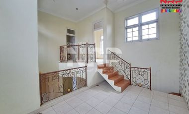 Dijual Rumah 2 Lantai Siap Huni di Gardenia Estate Banyuwangi