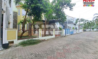 Dijual Rumah 2 Lantai Siap Huni di Gardenia Estate Banyuwangi
