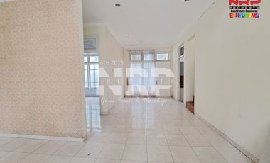 Dijual Rumah 2 Lantai Siap Huni di Gardenia Estate Banyuwangi