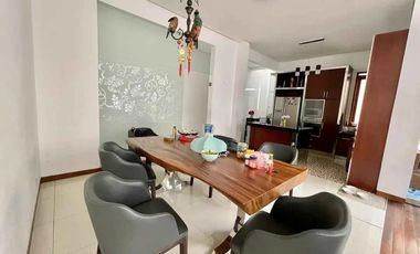 Dijual Rumah Mewah Siap Huni Modern Minimalis Lokasi di Sukahaji Bandung