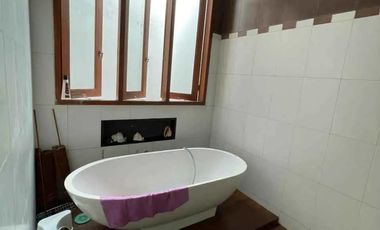 Dijual Rumah Mewah Siap Huni Modern Minimalis Lokasi di Sukahaji Bandung