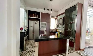 Dijual Rumah Mewah Siap Huni Modern Minimalis Lokasi di Sukahaji Bandung
