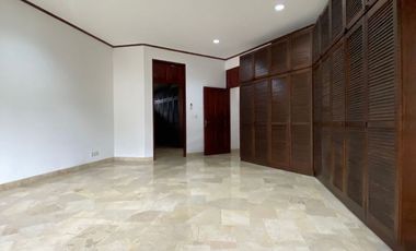 Disewa Rumah 4Br di Area Elite Darmawangsa, Cocok untuk Silent Office atau Rumah Pribadi. Pakai Kolam Renang dan Taman Luas, Jakarta Selatan