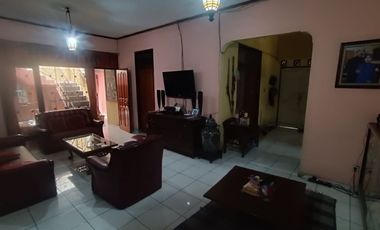 Jual Rumah Cocok Jadi Tempat Usaha, Bisnis, atau Sekolah TK di Cimahi Utara, Pusat Kota Cimahi
