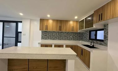 . 👉 Elegant 4BR Detached House in QC | 219sqm Lot | Kingspoint Katipunan | ₱23M - Gio